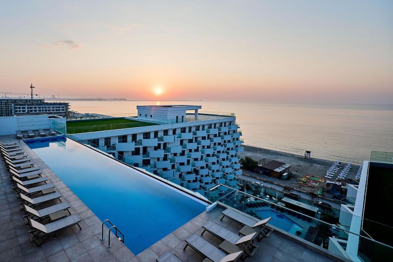 Wave N' Sea Apartment In Infinity Beach Resort - Parking Mamaia Exterior foto