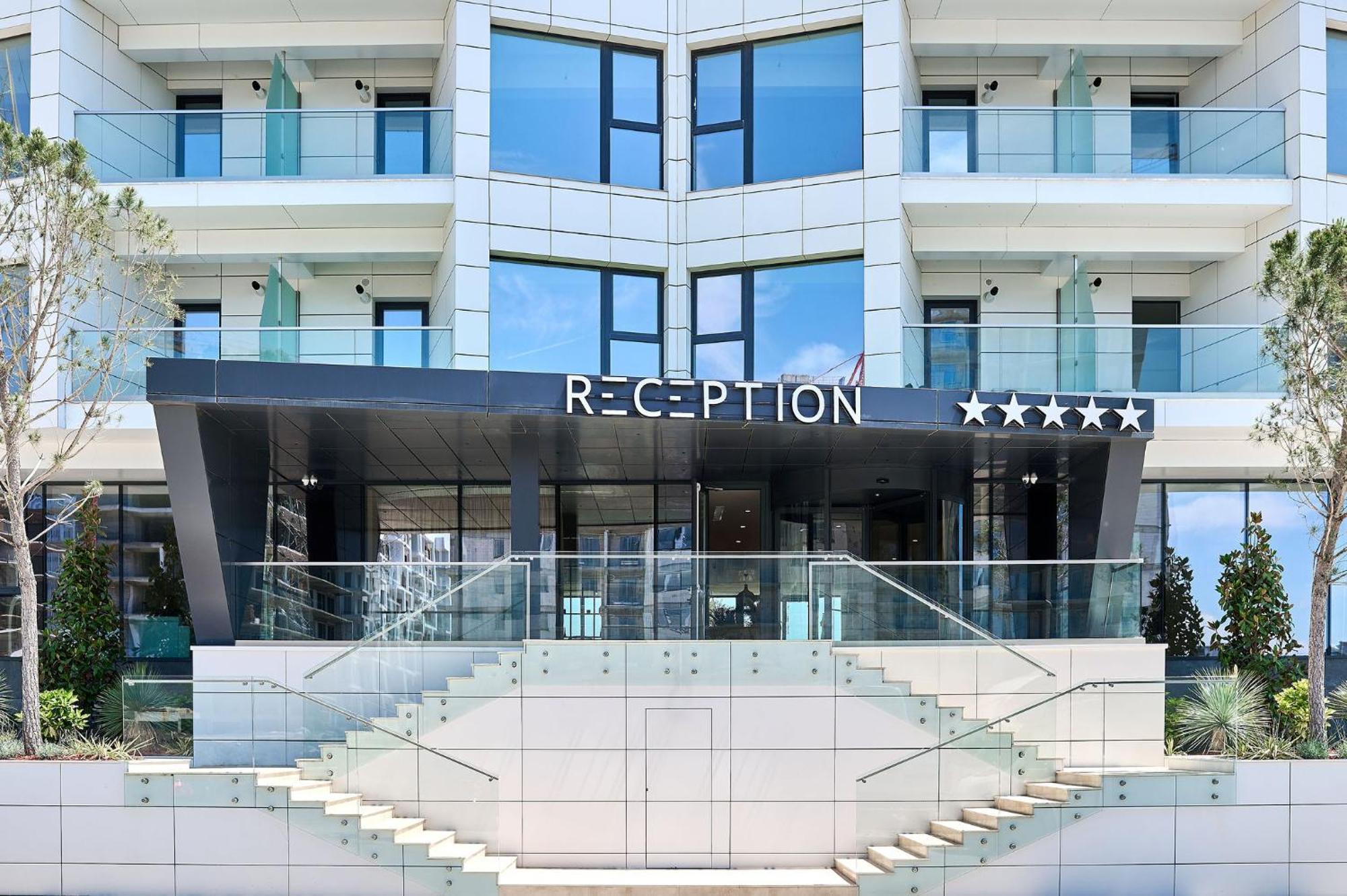 Wave N' Sea Apartment In Infinity Beach Resort - Parking Mamaia Exterior foto
