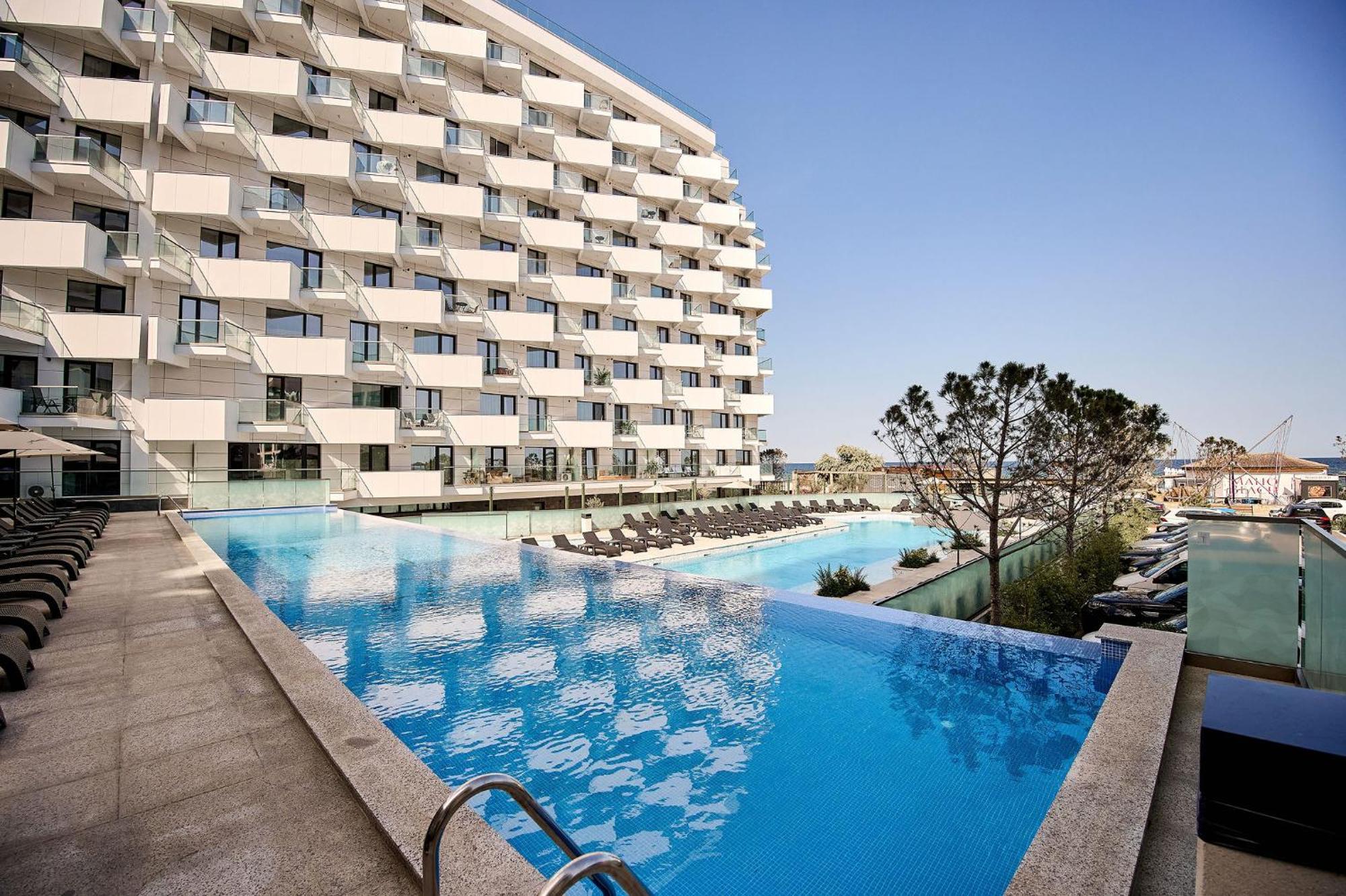 Wave N' Sea Apartment In Infinity Beach Resort - Parking Mamaia Exterior foto